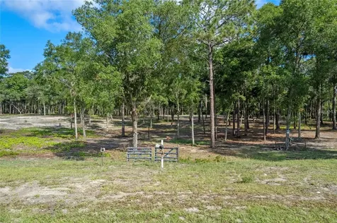 29901 State Road 44 Eustis FL 32736