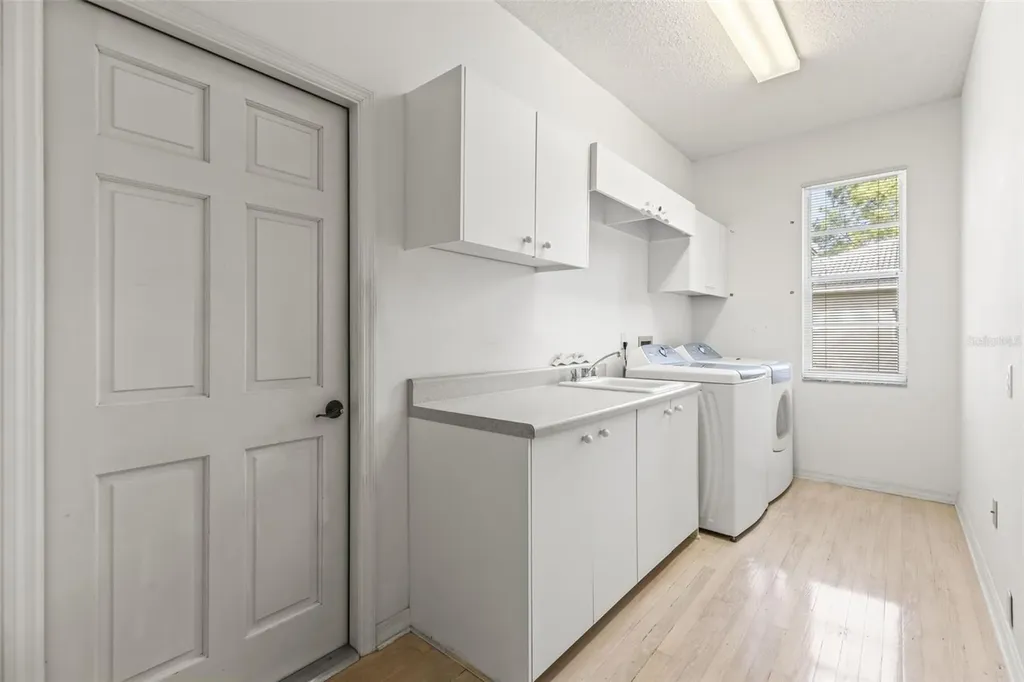 1003 Berkshire Lane Tarpon Springs FL 34688