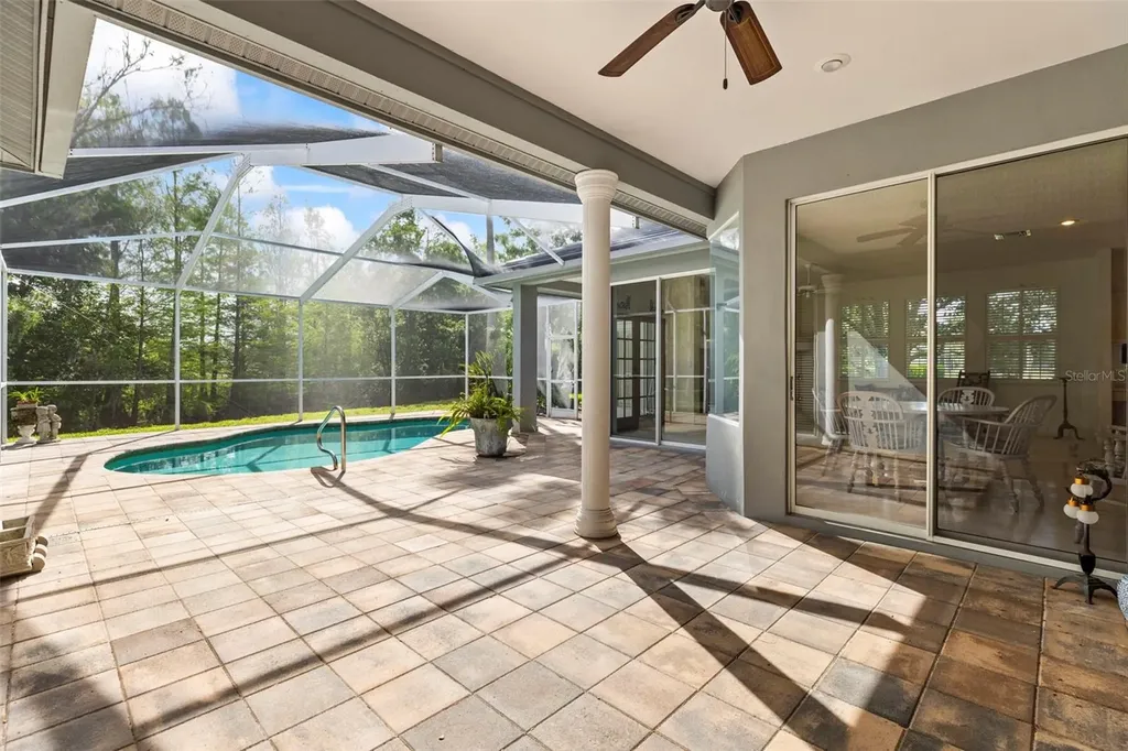 1003 Berkshire Lane Tarpon Springs FL 34688