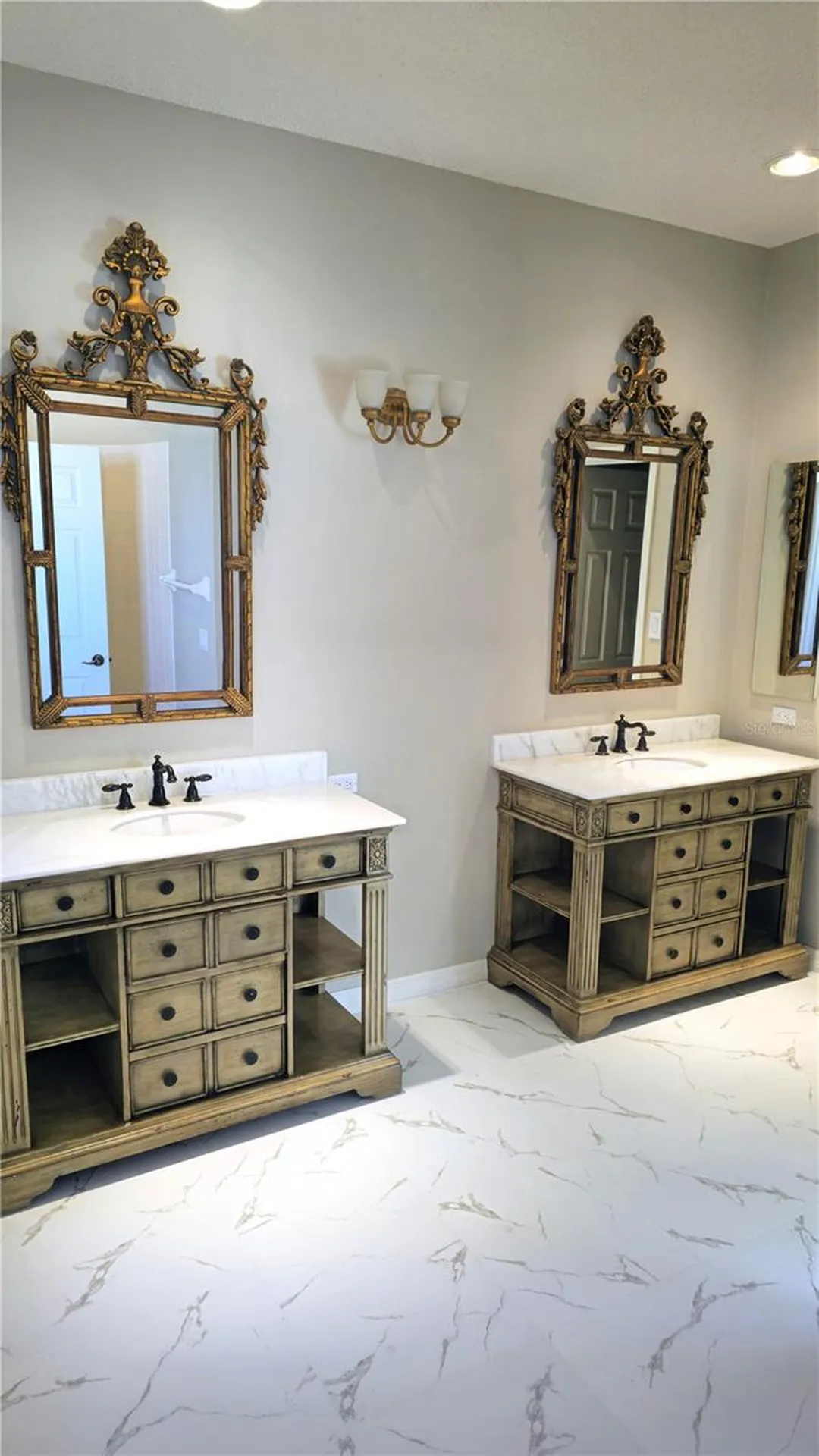 1003 Berkshire Lane Tarpon Springs FL 34688