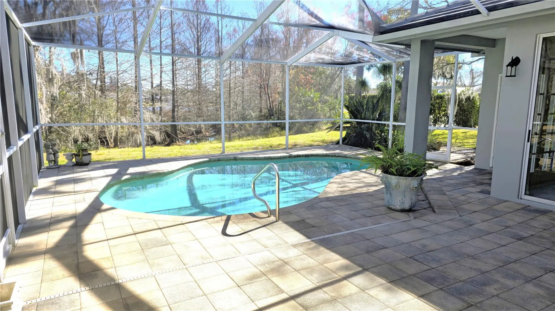 1003 Berkshire Lane Tarpon Springs FL 34688