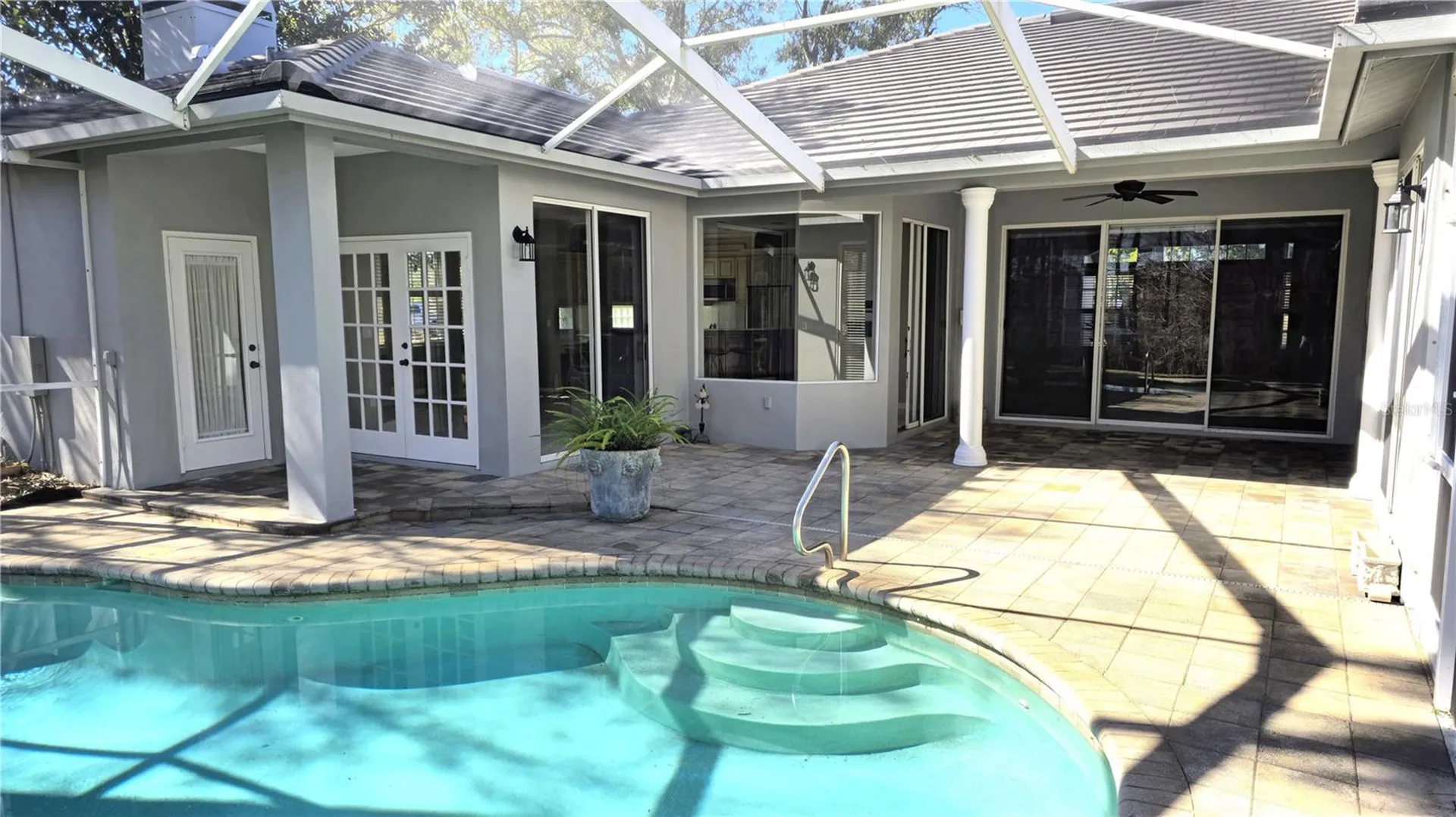 1003 Berkshire Lane Tarpon Springs FL 34688