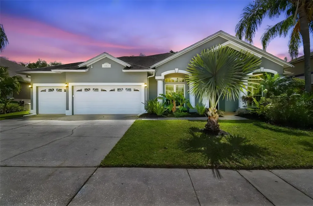 18025 Kings Park Drive Tampa FL 33647