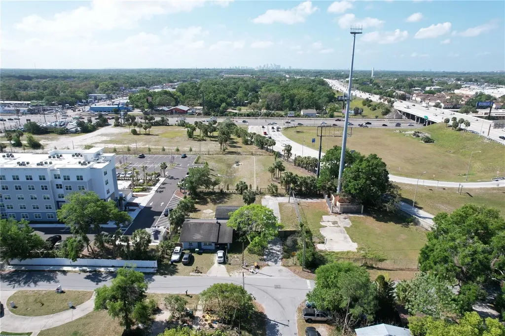 705 E Wilma Street Tampa FL 33612