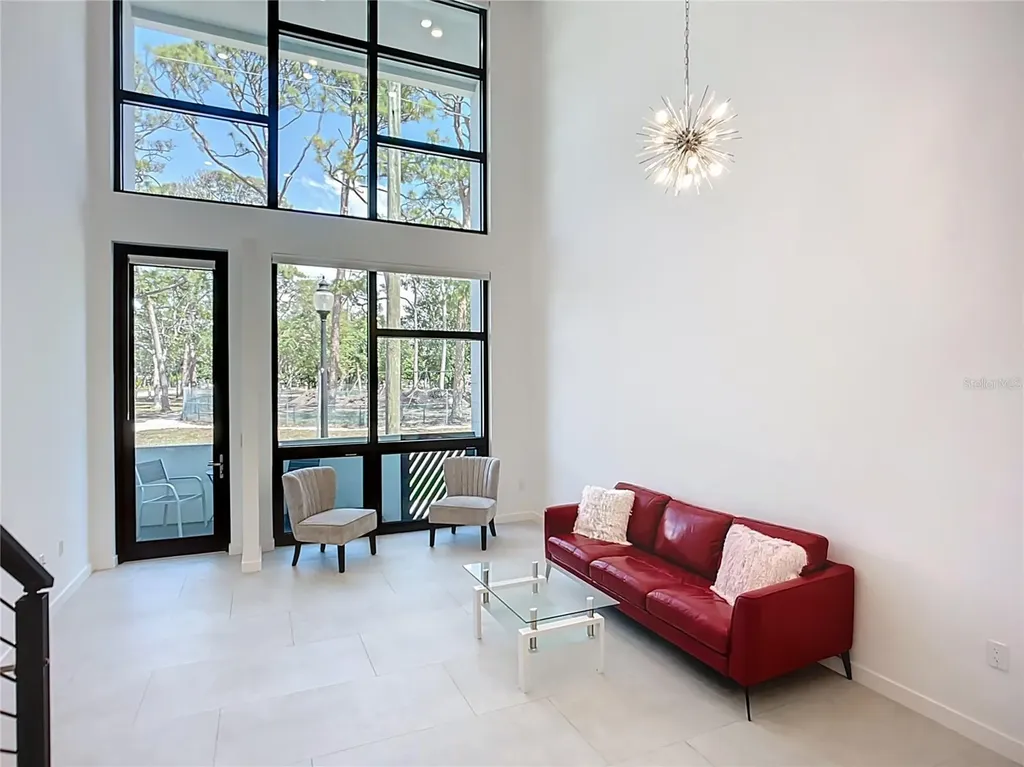 941 N Osprey Avenue Sarasota FL 34236