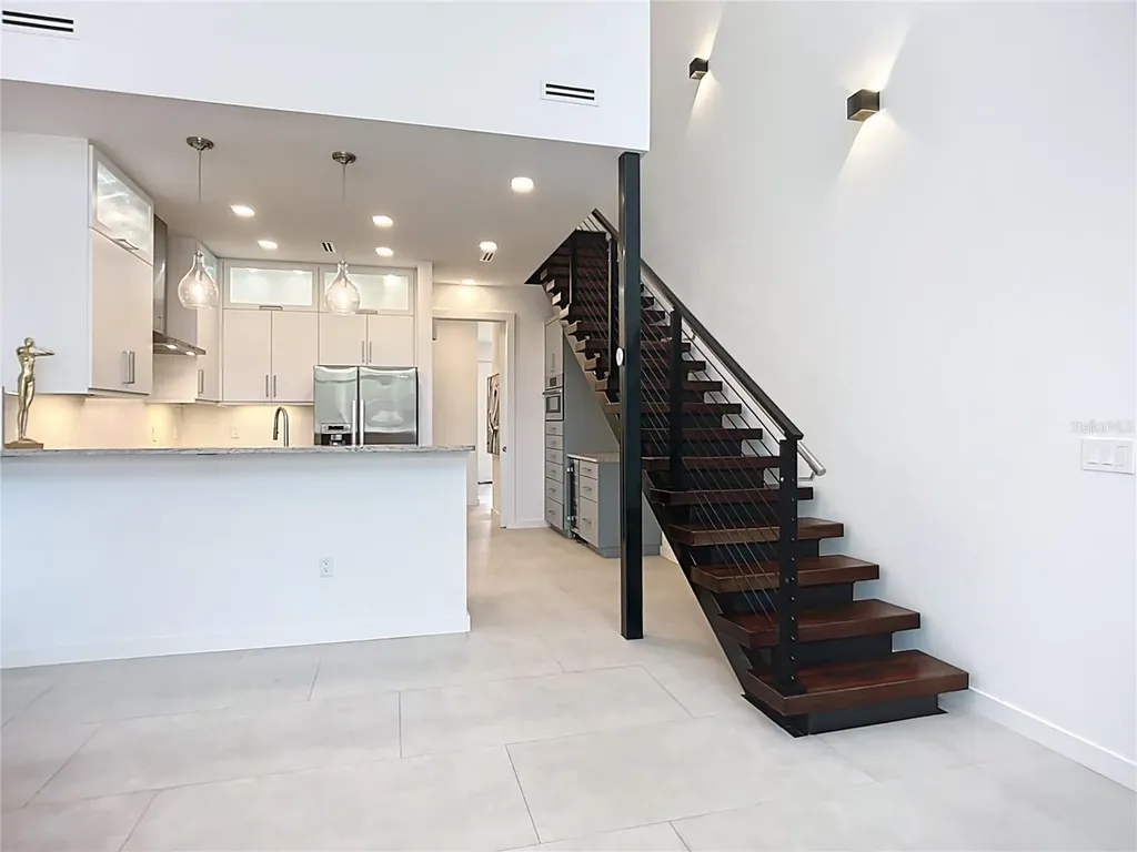 941 N Osprey Avenue Sarasota FL 34236