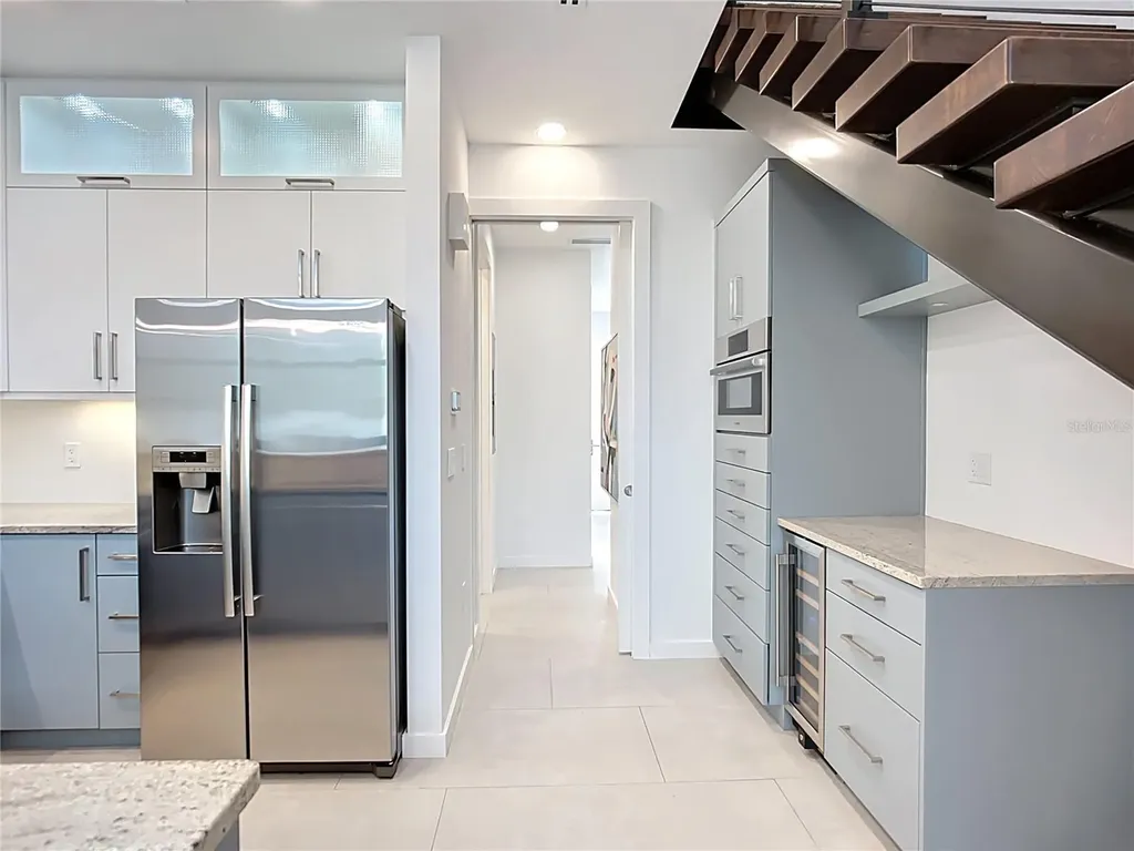 941 N Osprey Avenue Sarasota FL 34236