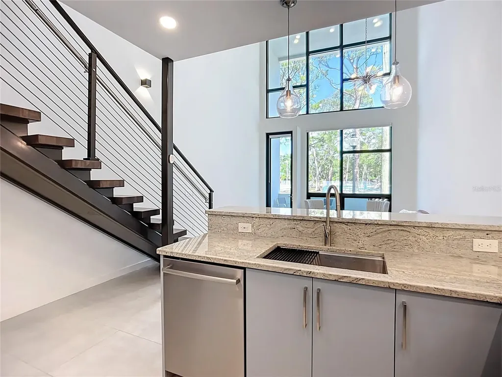 941 N Osprey Avenue Sarasota FL 34236