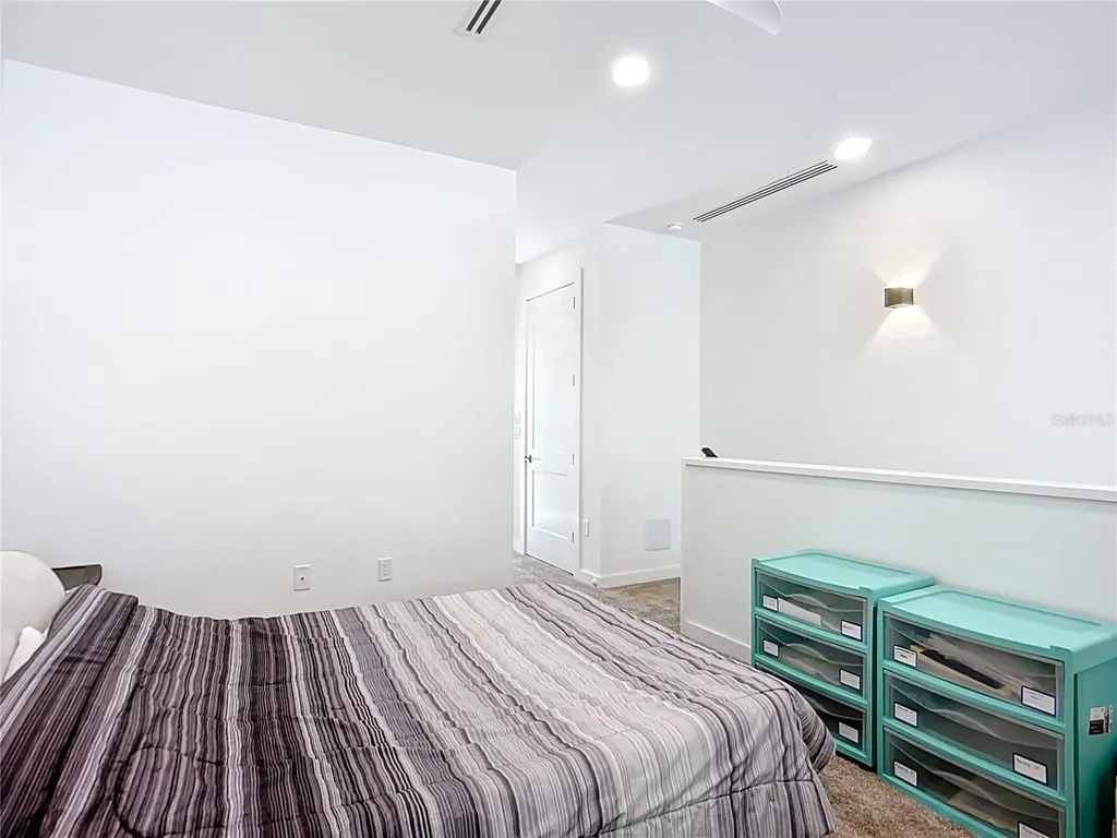 941 N Osprey Avenue Sarasota FL 34236