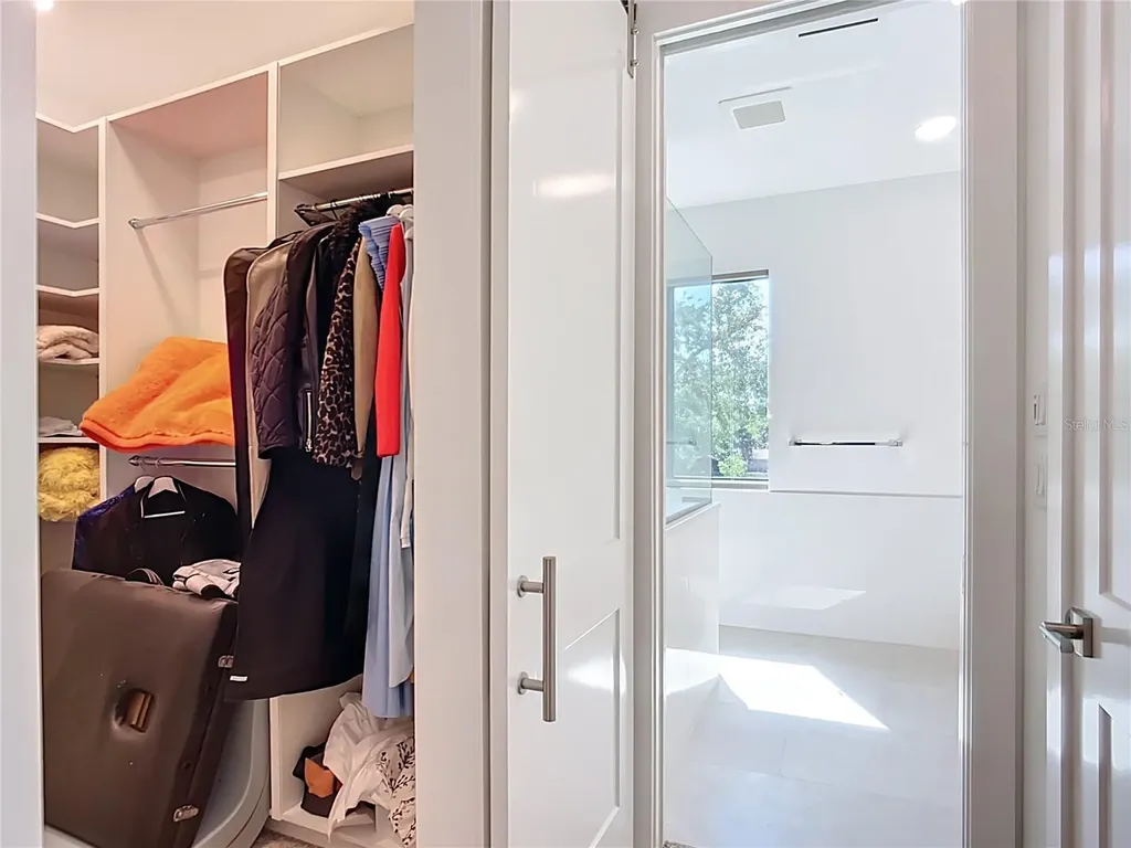 941 N Osprey Avenue Sarasota FL 34236