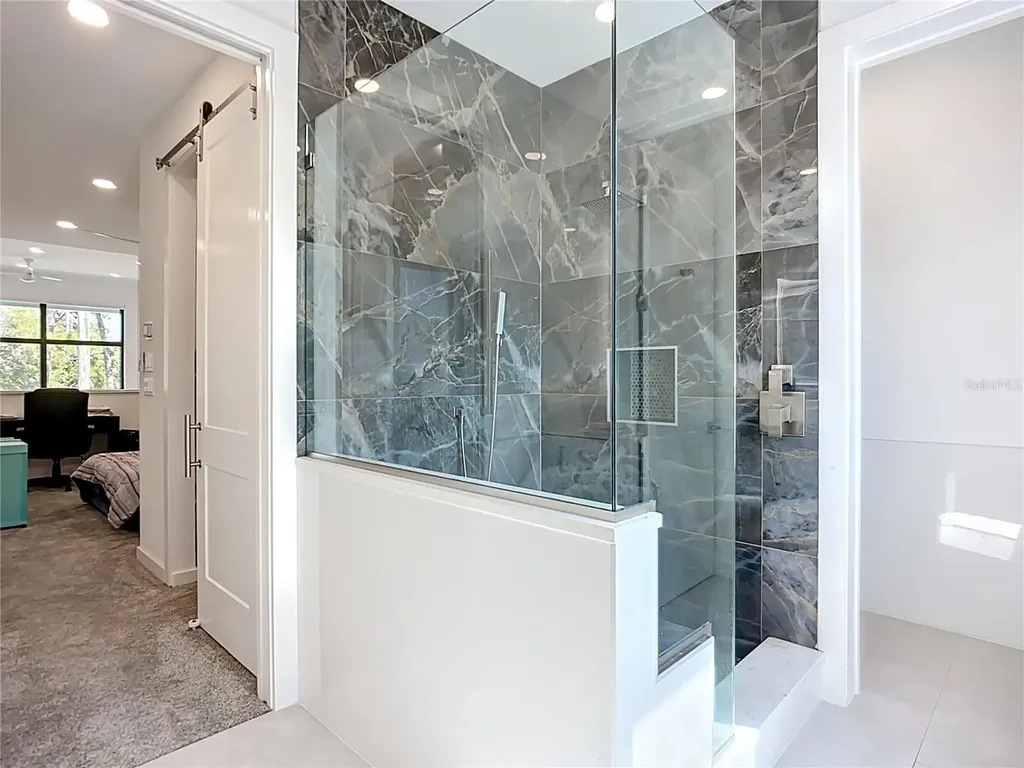 941 N Osprey Avenue Sarasota FL 34236