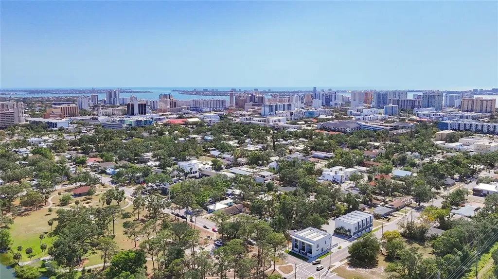941 N Osprey Avenue Sarasota FL 34236