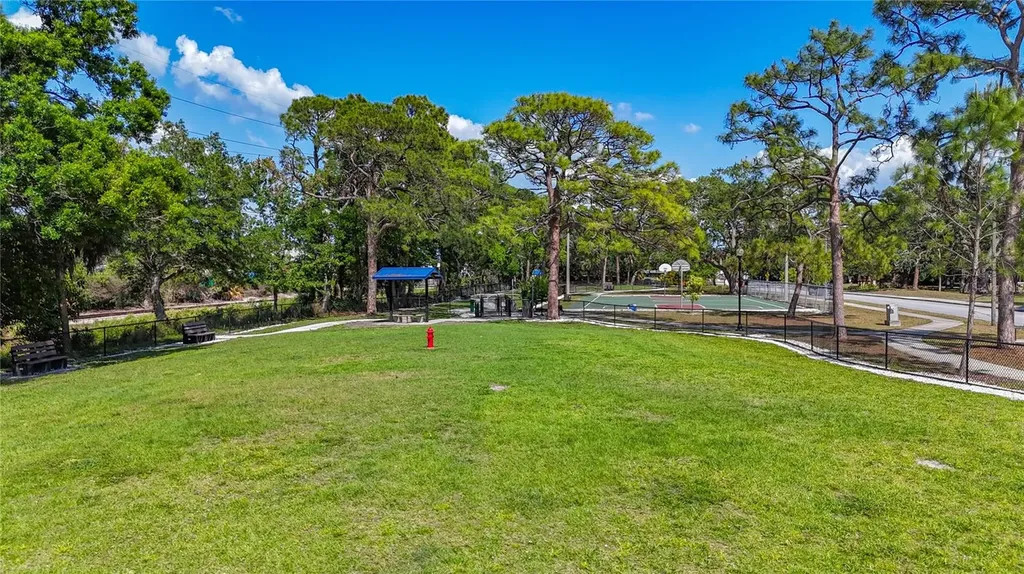 941 N Osprey Avenue Sarasota FL 34236