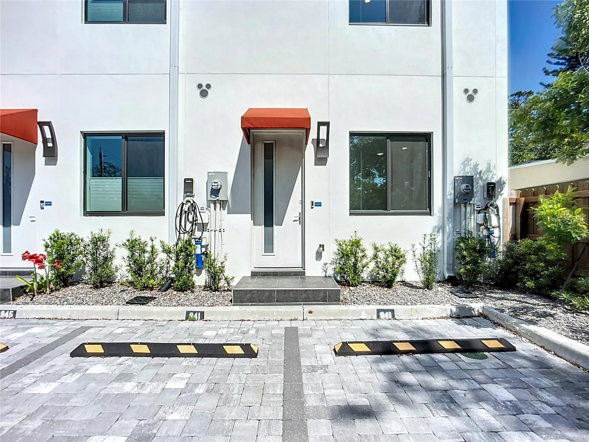 941 N Osprey Avenue Sarasota FL 34236