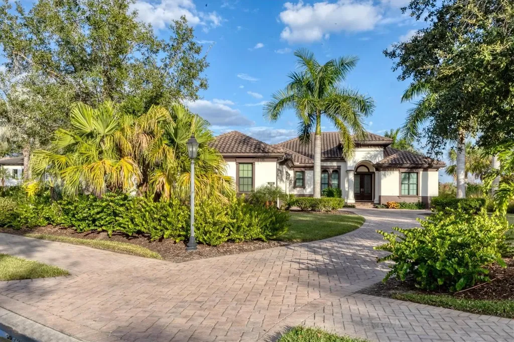 3519 Founders Club Drive Sarasota FL 34240