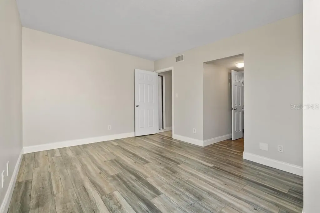 2017 Skimmer Court W Clearwater FL 33762