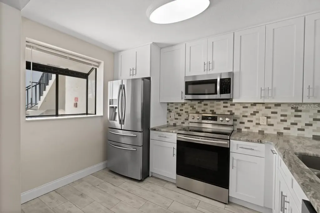 2017 Skimmer Court W Clearwater FL 33762