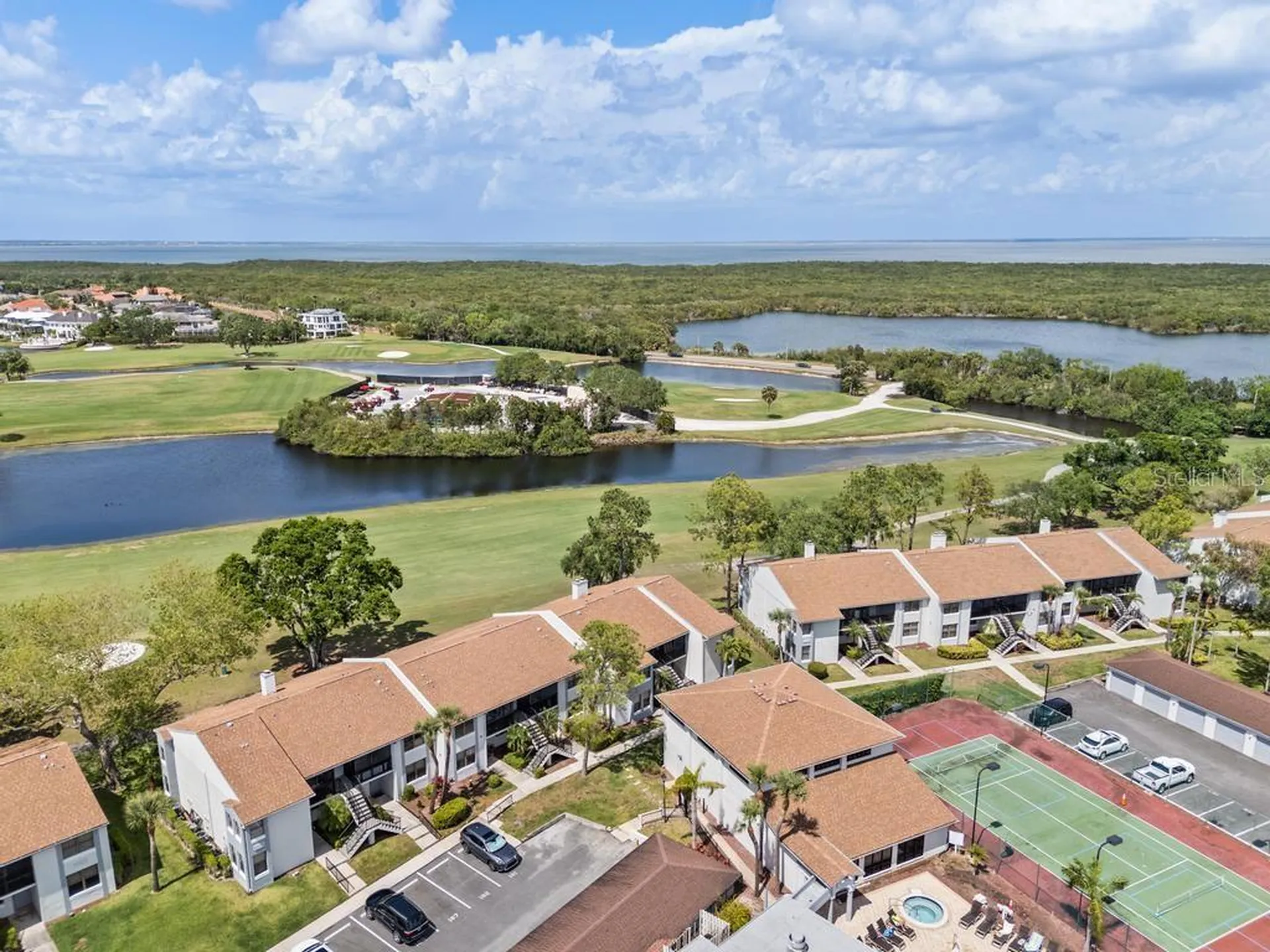 2017 Skimmer Court W Clearwater FL 33762