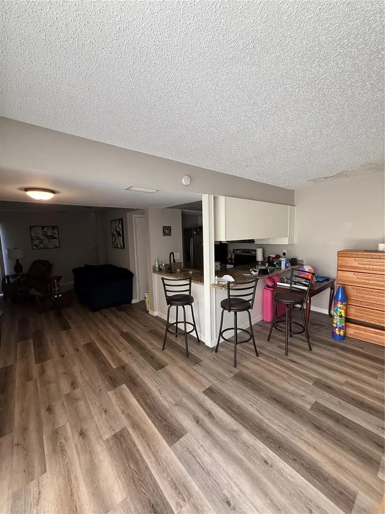 1147 Longfellow Road Sarasota FL 34243