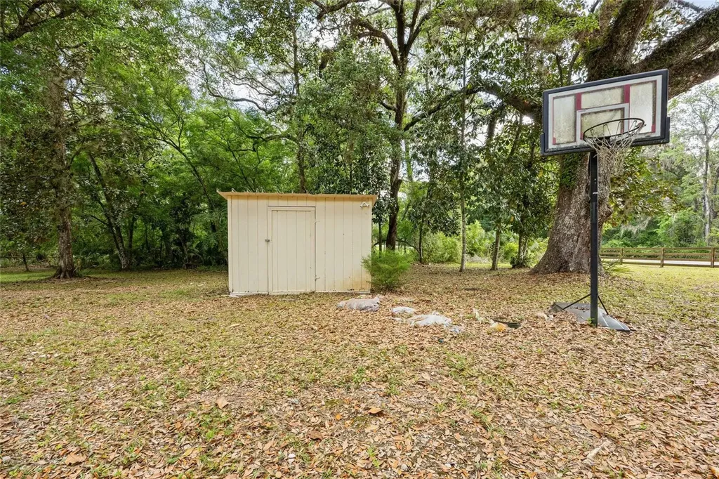 2780 County Road 575 Bushnell FL 33513