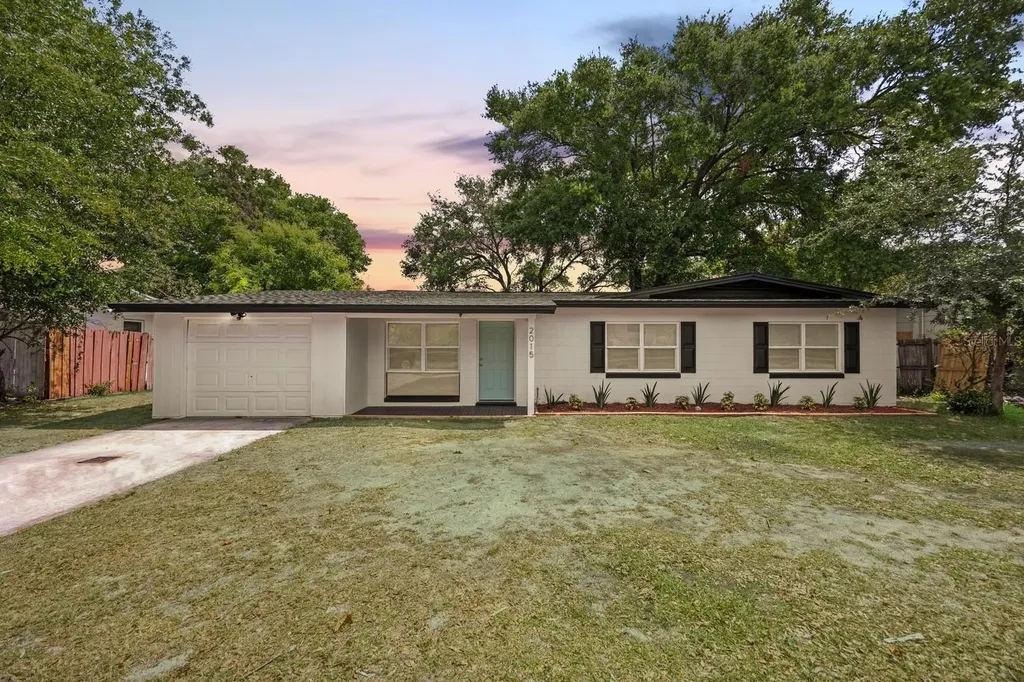 2015 N Hastings Street Orlando FL 32808