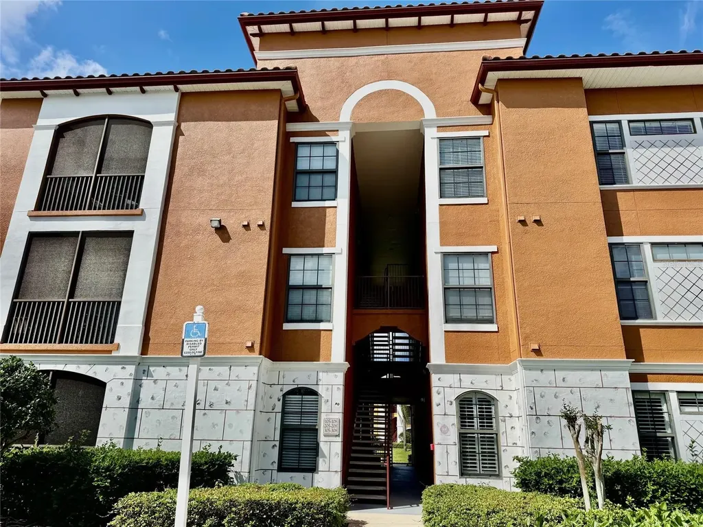 8325 38th Street Circle E Sarasota FL 34243