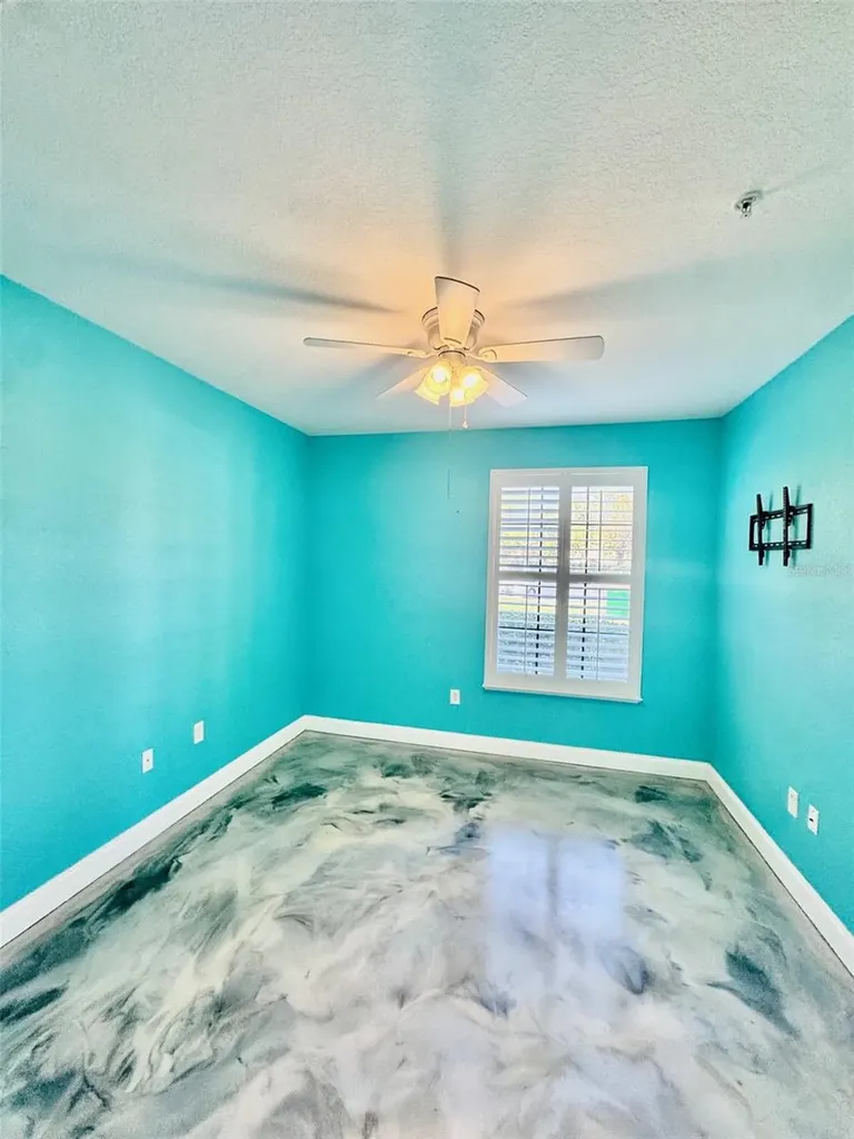 8325 38th Street Circle E Sarasota FL 34243