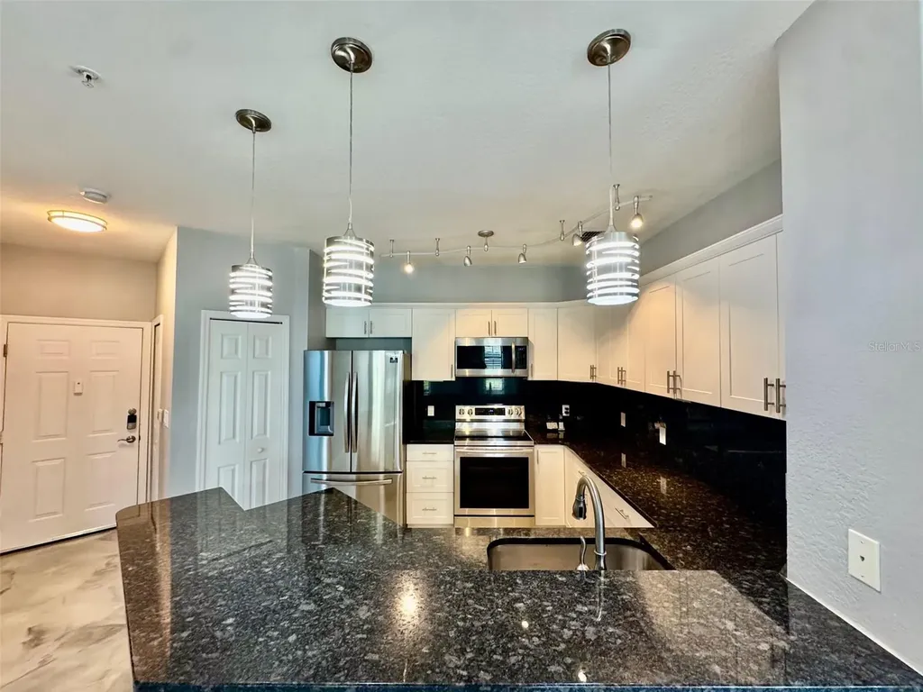 8325 38th Street Circle E Sarasota FL 34243