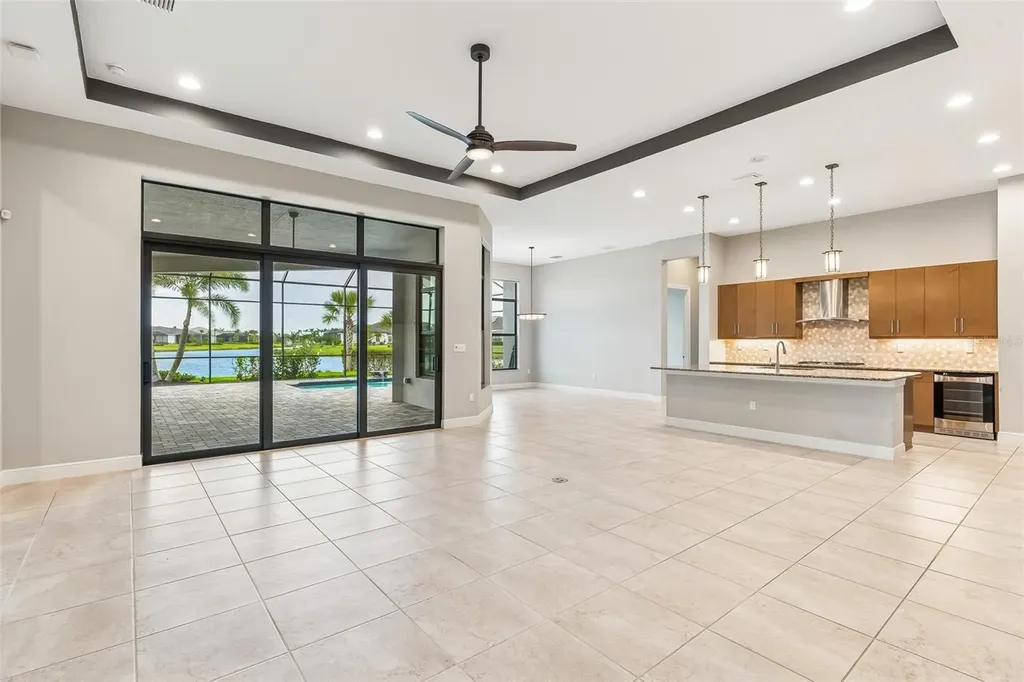 8936 Artisan Way Sarasota FL 34240