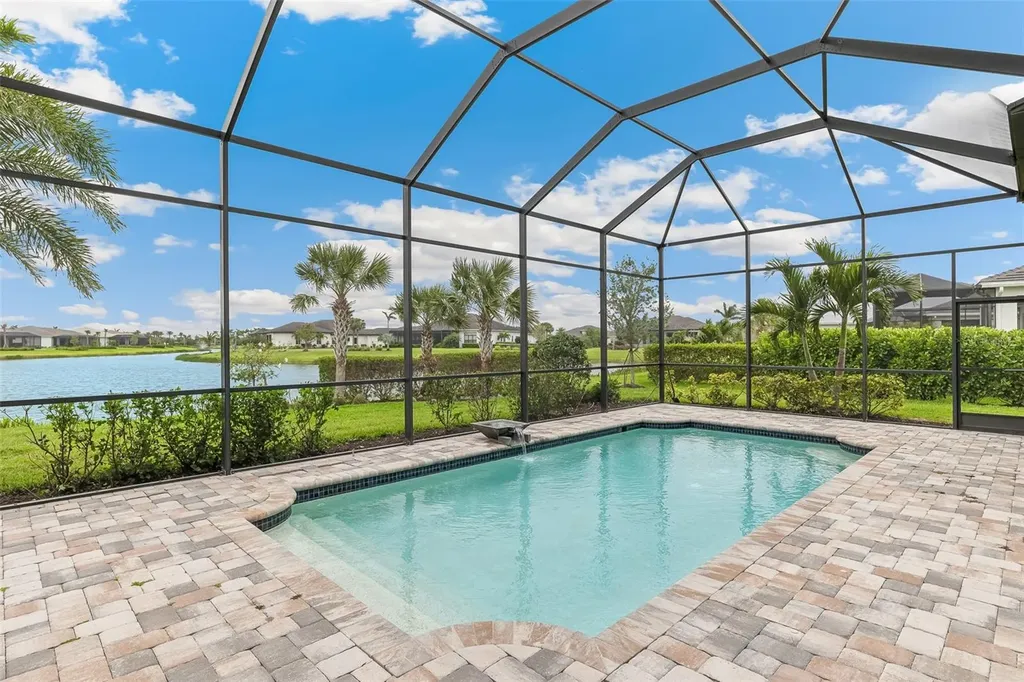 8936 Artisan Way Sarasota FL 34240