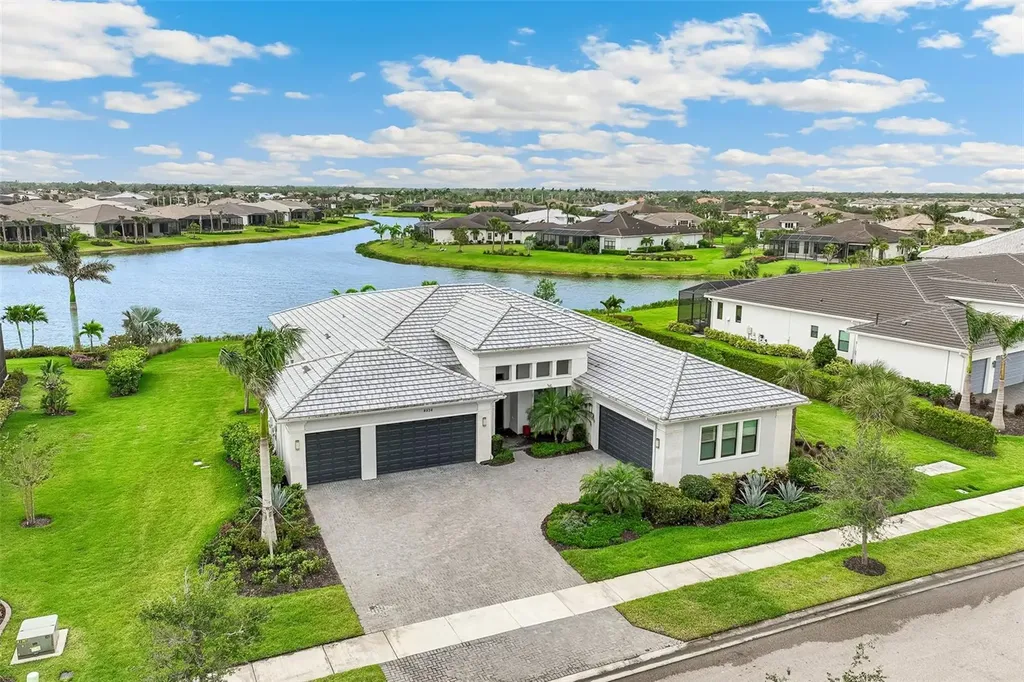 8936 Artisan Way Sarasota FL 34240