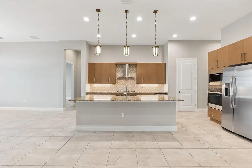 8936 Artisan Way Sarasota FL 34240