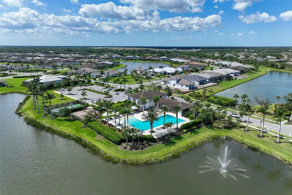8936 Artisan Way Sarasota FL 34240