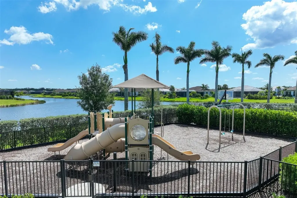8936 Artisan Way Sarasota FL 34240