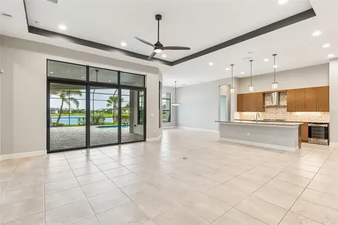 8936 Artisan Way Sarasota FL 34240