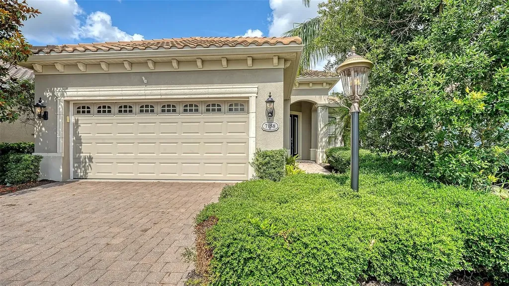 7158 Westhill Court Lakewood Ranch FL 34202