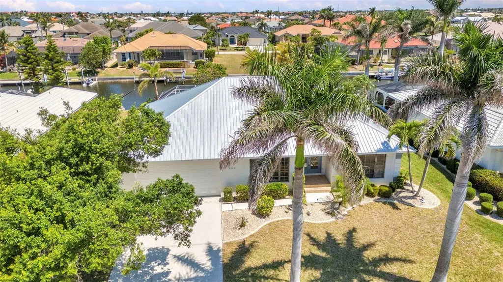 2718 Saint Thomas Drive Punta Gorda FL 33950