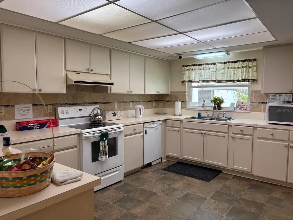 6107 Grand Oaks Drive SE Winter Haven FL 33884