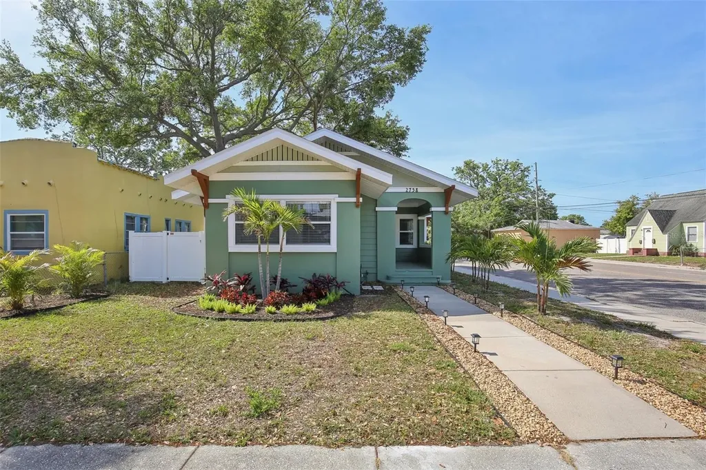 2758 3rd Avenue S St Petersburg FL 33712