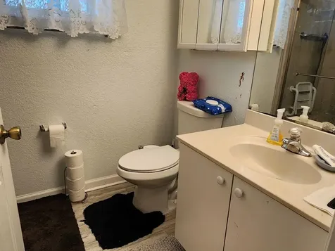 201 NW Goldcoast Avenue Port St Lucie FL 34983