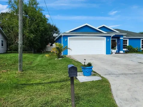 201 NW Goldcoast Avenue Port St Lucie FL 34983