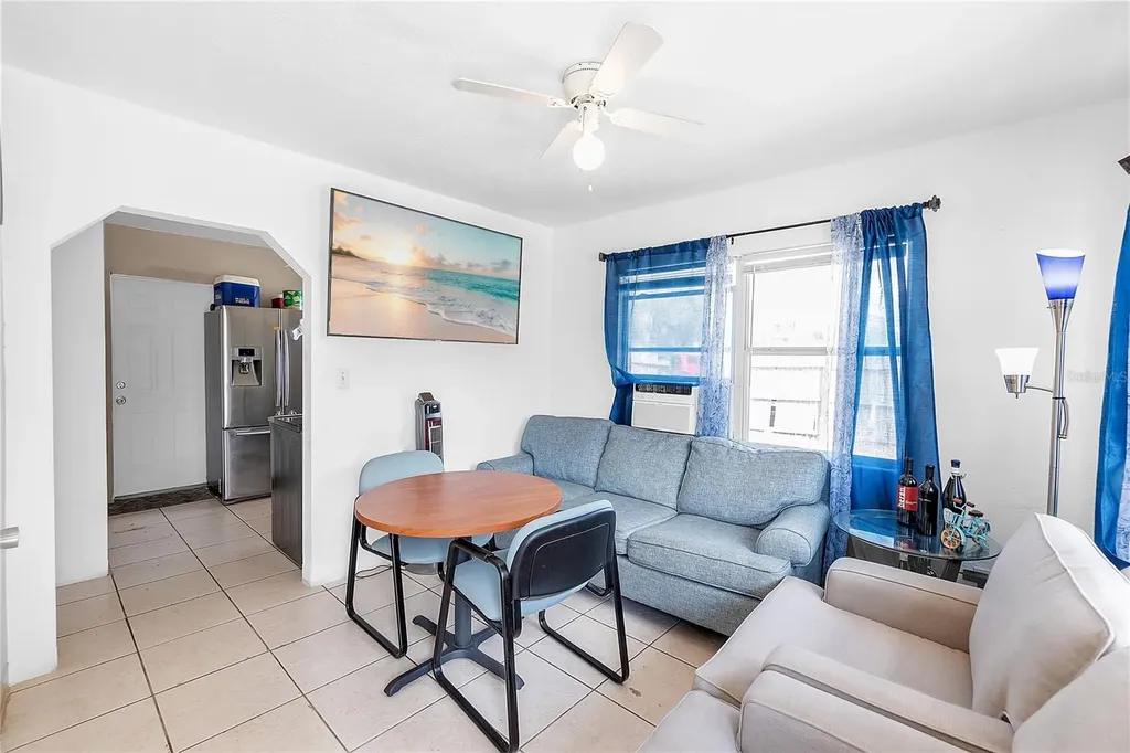 2503 10th Street W Bradenton FL 34205