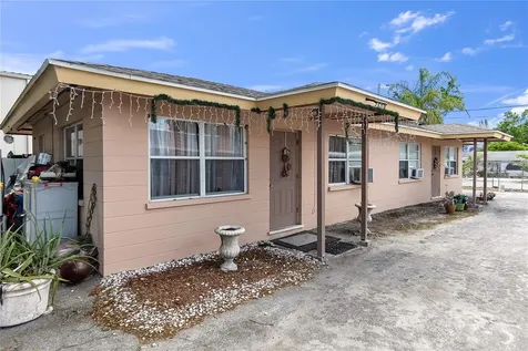 2503 10TH Street W Bradenton FL 34205