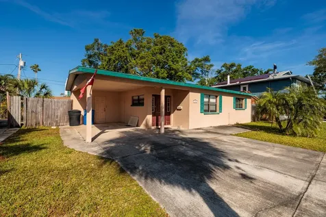 4126 Carson Street NE St Petersburg FL 33703