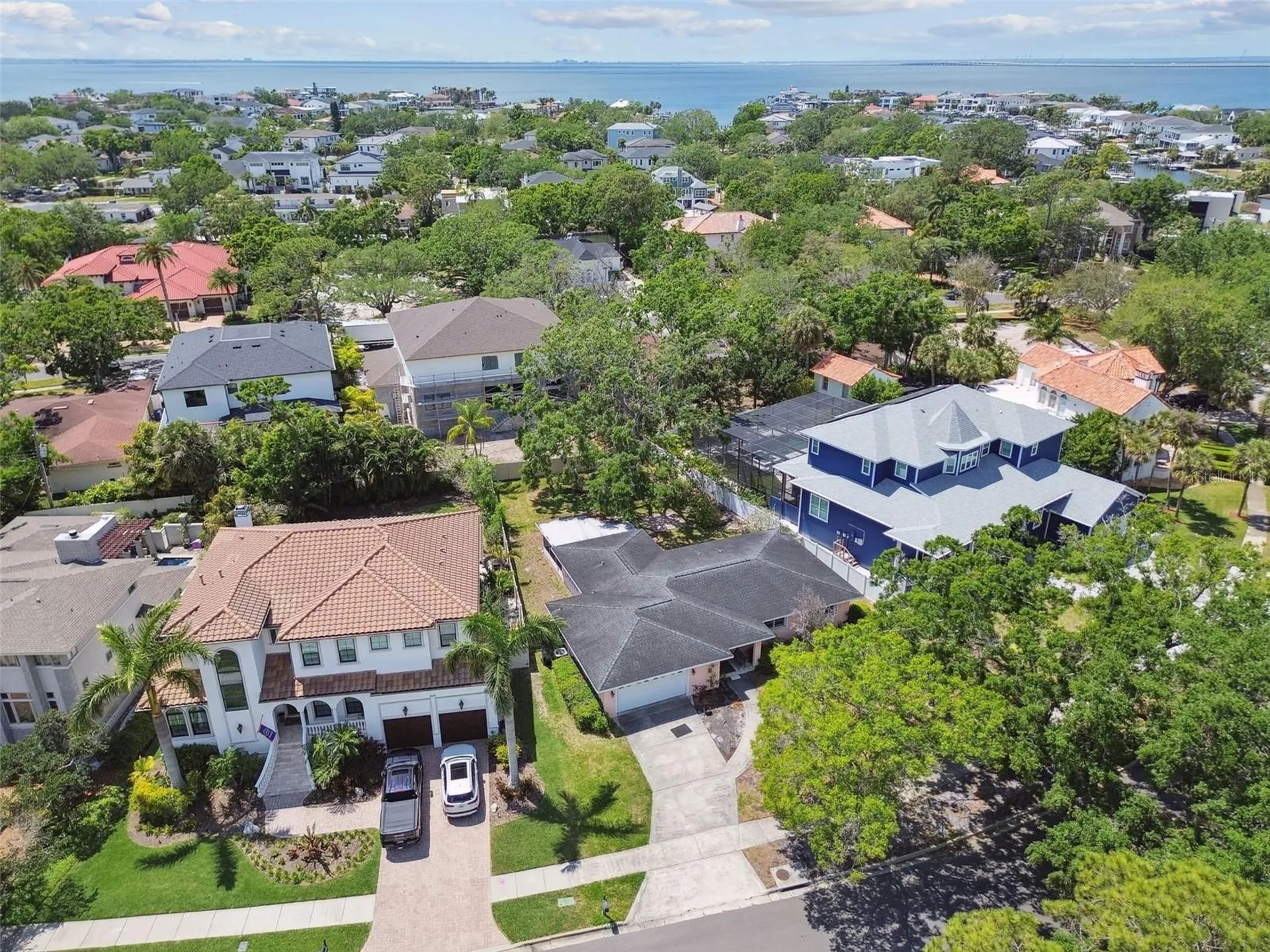 2607 S Bryant Circle Tampa FL 33629