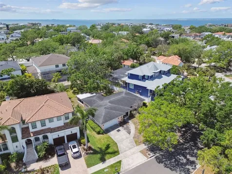 2607 S Bryant Circle Tampa FL 33629