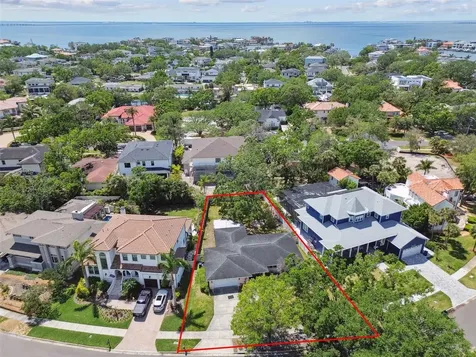 2607 S Bryant Circle Tampa FL 33629
