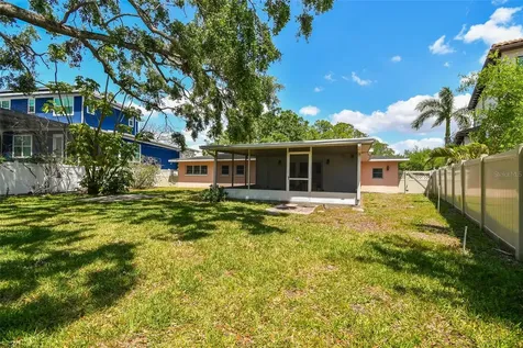 2607 S Bryant Circle Tampa FL 33629