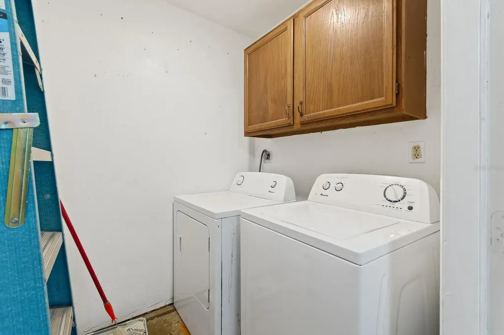 6926 SW 45th Avenue Gainesville FL 32608