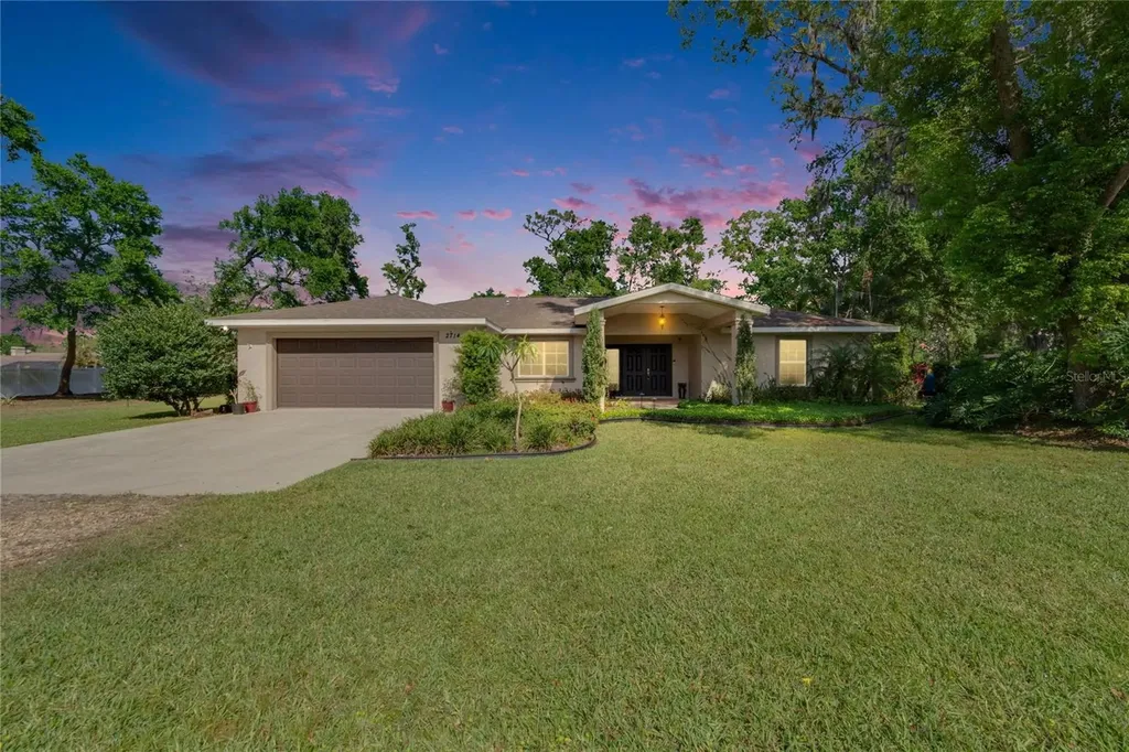 2714 Little Road Valrico FL 33596